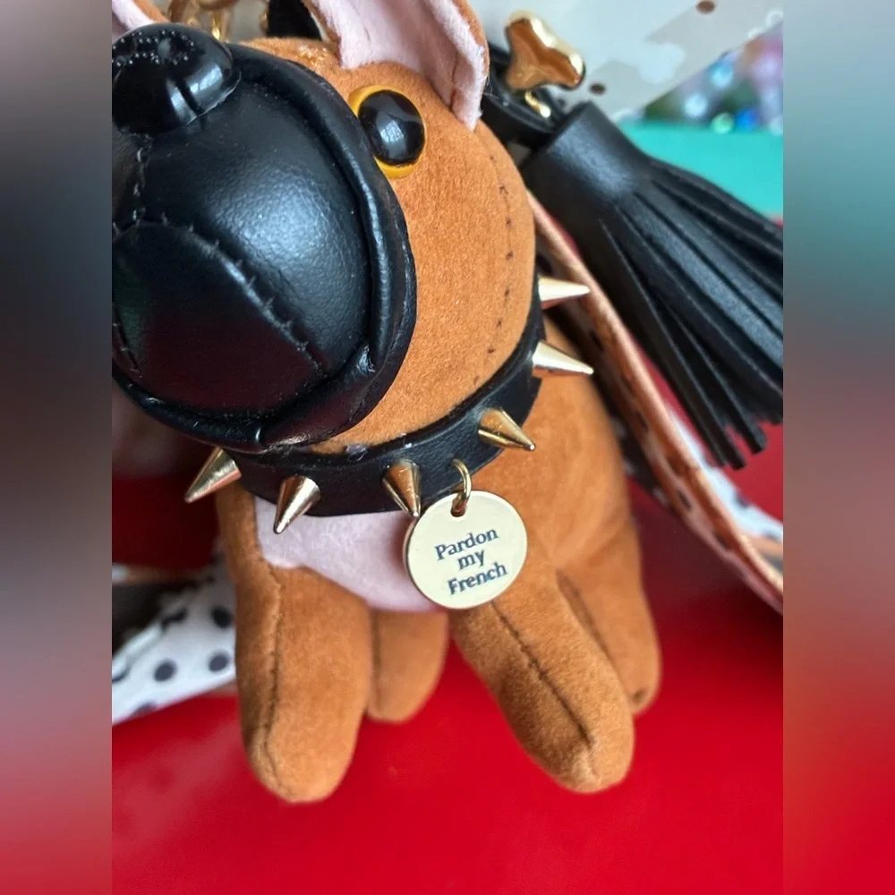 Piper K Brown Dog Key & Card Holder